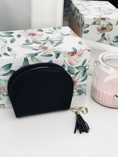 Czarna Damska Portmonetka Portfel z Frędzlem