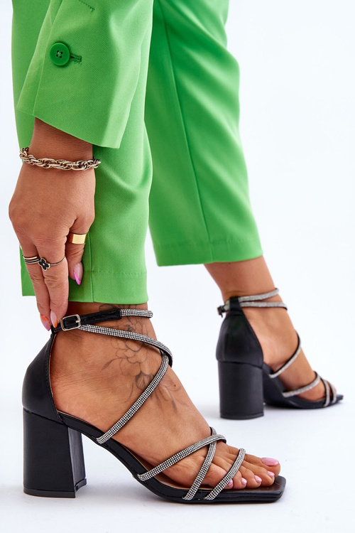 Skórzane Damskie Sandały Z Cyrkoniami Na Obcasie Czarne Liviano