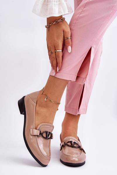 Lakierowane Mokasyny Na Płaskim Obcasie Beżowe Marra