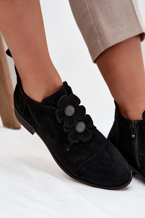 Zamszowe Półbuty Damskie Z Ozdobnymi Kwiatkami Zazoo 3080 Czarne