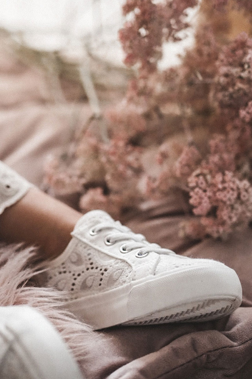 Trampki Ażurowe Big Star JJ374134 Białe