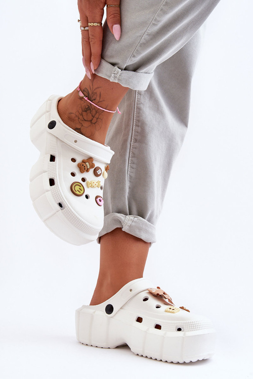 Damskie Piankowe Klapki Kroksy Z Ozdobami Białe Marlett