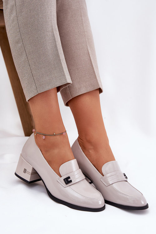 Lakierowane Skórzane Półbuty Damskie Na Obcasie Vinceza 18105 Szare