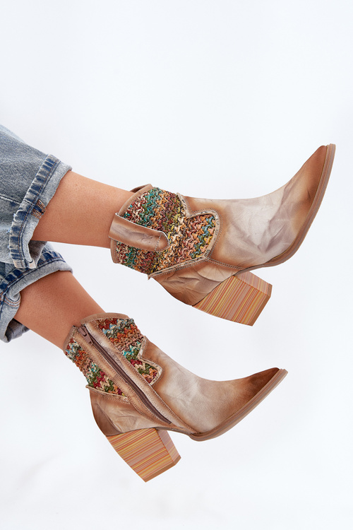 Skórzane Botki Kowbojki Na Słupku Z Ozdobną Plecionką Maciejka 06810-29 Multikolor