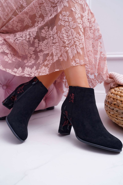 Botki Damskie Na Słupku Sergio Leone W Różowe Kwiaty Folk Czarne Eros2