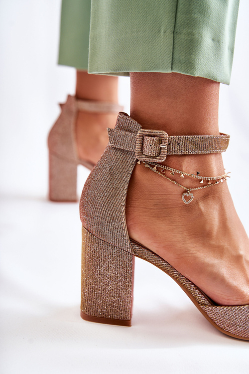 Błyszczące Czółenka Na Słupku Ciemnozłote Amira