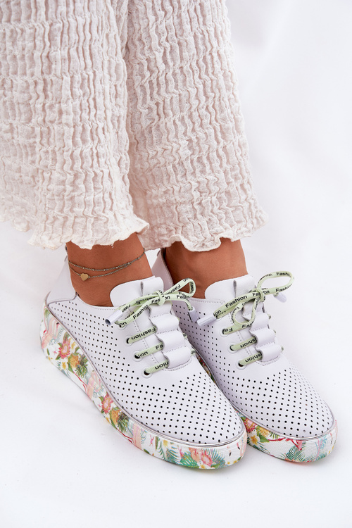 Skórzane Półbuty Na Koturnie Ze Wzorem Artiker 54C1807 Biało-Zielone