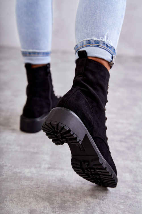 Zamszowe Botki Z Ozdobnymi Paskami Czarne Malesia