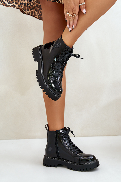 Lakierowane Botki Damskie Na Zamek Z Ozdobnym Sercem Czarne Obeena