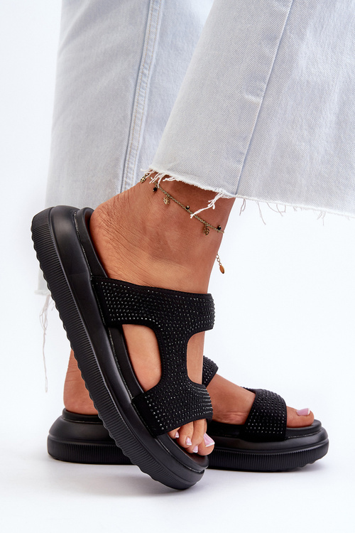 Zdobione Klapki Damskie Na Platformie Czarne Jestella