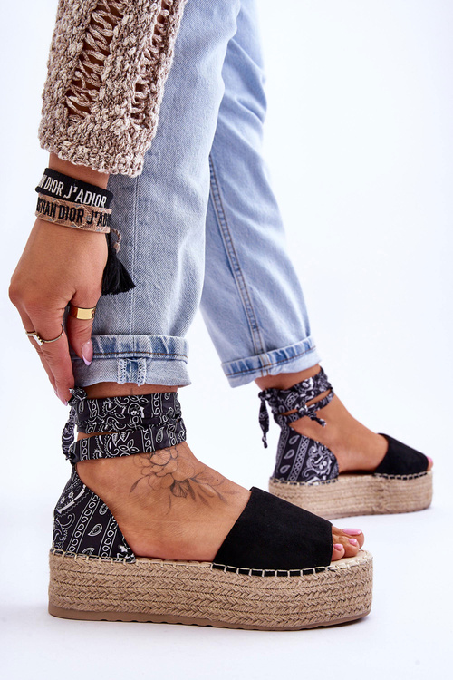 Zamszowe Sandały Na Koturnie Czarne Livia