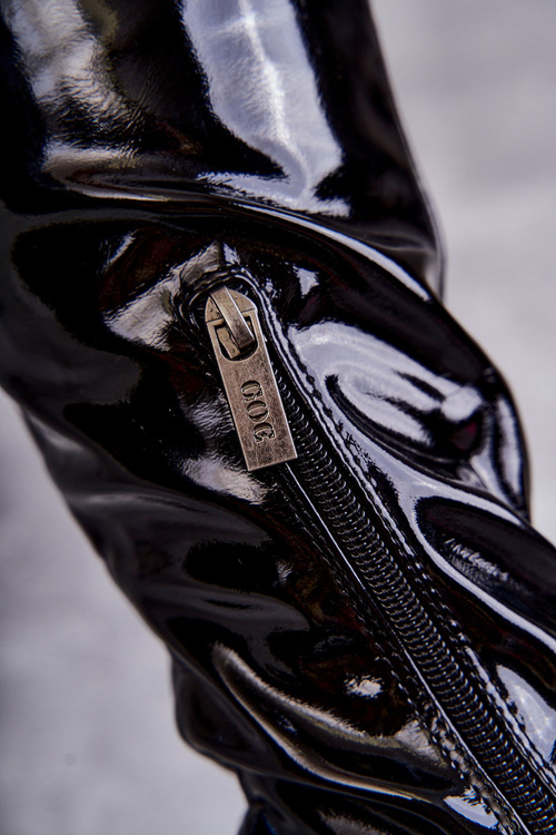 Lakierowane Kozaki Za Kolano Na Płaskim Obcasie GOE KK2N4023 Czarne