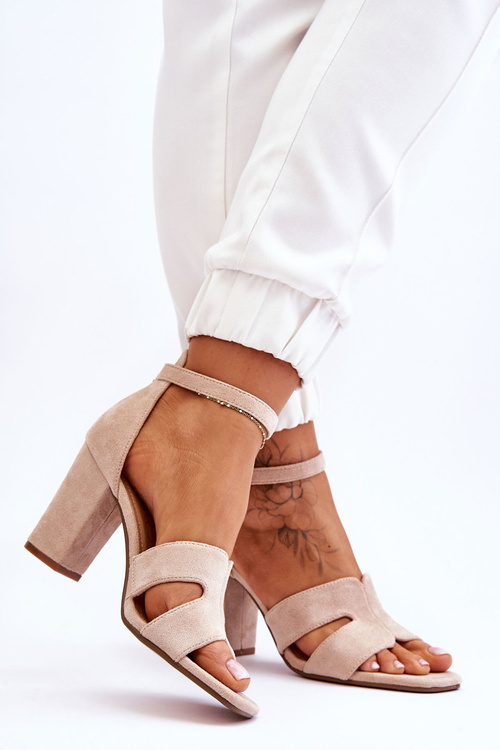 Modne Zamszowe Sandałki Na Obcasie Beżowe Aubrey