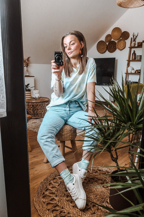 Damskie Skórzane Tenisówki Logowana Podeszwa Big Star GG274194 Białe