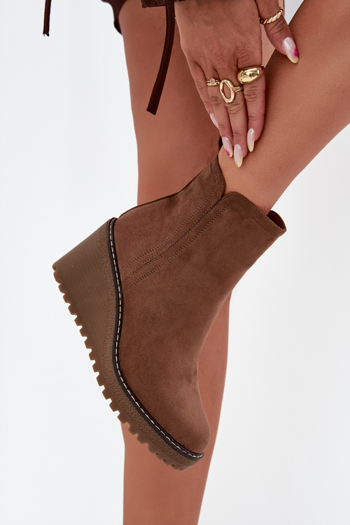 Ocieplane Botki Na Koturnie Z Eko Zamszu Brązowe Mavona