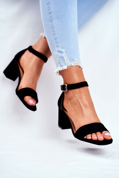 Zamszowe Sandały Na Słupku Vinceza 20-17058 Czarne