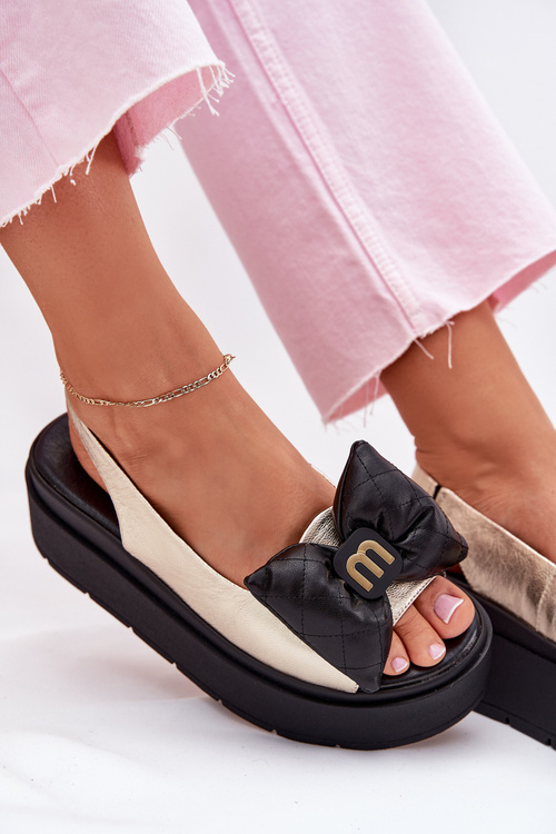 Skórzane Sandały Damskie Na Platformie Z Kokardą CheBello 4641 Złoto-Czarne