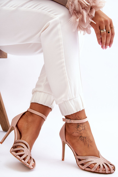 Modne Szpilki Z Dżetami Jasnobeżowe Jaylen