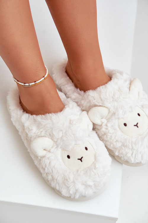 Futrzane Kapcie Damskie Z Motywem Owcy Białe Phaeia