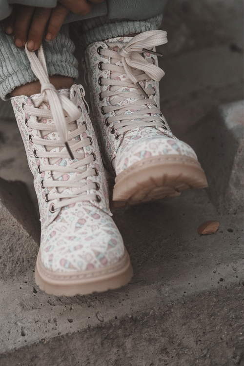 Ocieplane Botki Dziecięce Na Suwak Beżowe Dolida