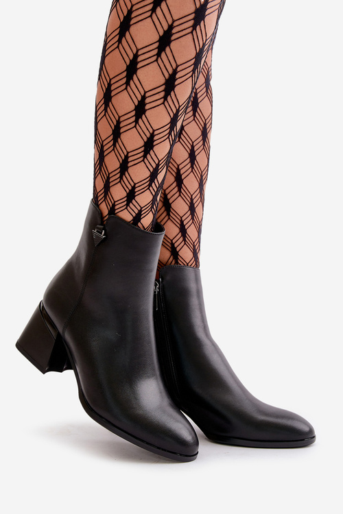 Eleganckie Ocieplane Botki Damskie Z Naturalnej Skóry Czarne Vinceza 77106