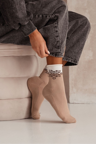 Skarpetki Damskie Świąteczne Półfrotte UNIQUE Bezuciskowe Gwiazdka Beżowe