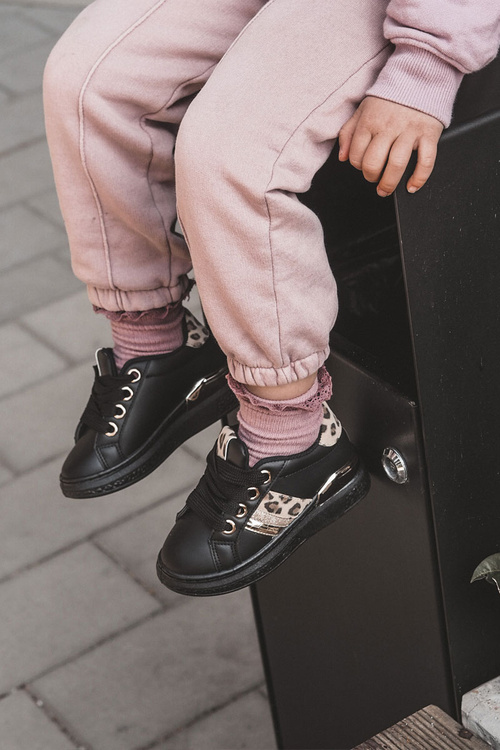 Skórzane Buty Sportowe Panterka Czarne Trixie