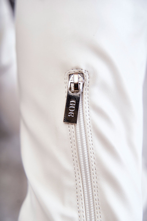 Skórzane Kozaki Za Kolano Na Płaskim Obcasie GOE KK2N4022 Białe