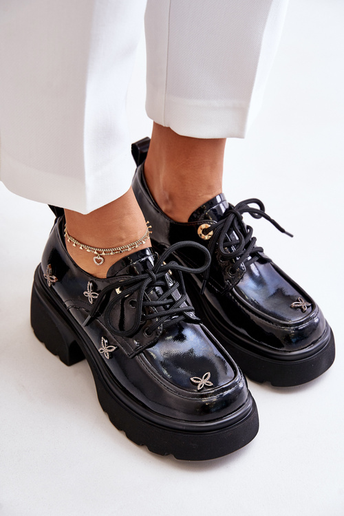 Lakierowane Półbuty Damskie Z Ozdobami Skóra Naturalna Artiker 55C0419 Czarne