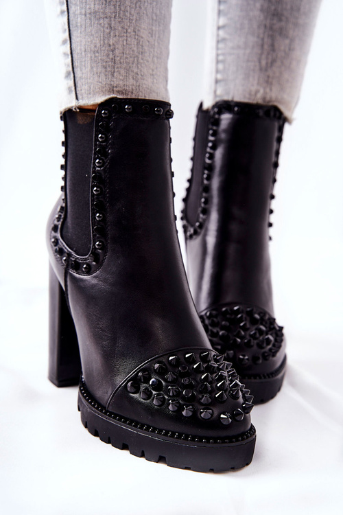 Botki Na Wysokim Obcasie Z Dżetami Czarne Lisana