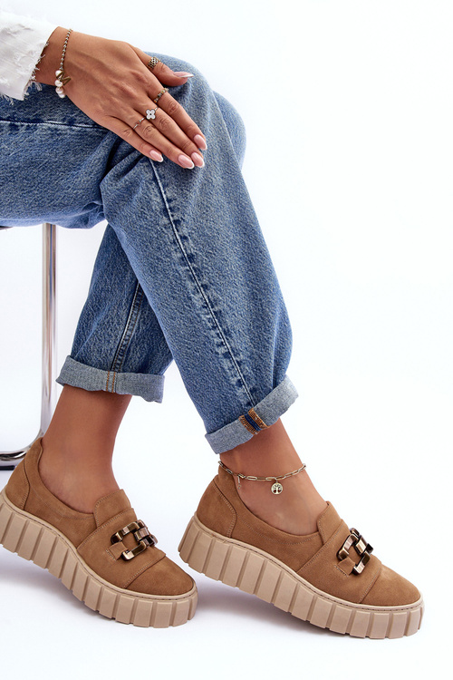 Zamszowe Półbuty Damskie Na Platformie Z Ozdobą Ciemnobeżowe Lewski 3398