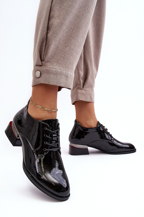 Lakierowane Półbuty Damskie Sznurowane Czarne Banosa