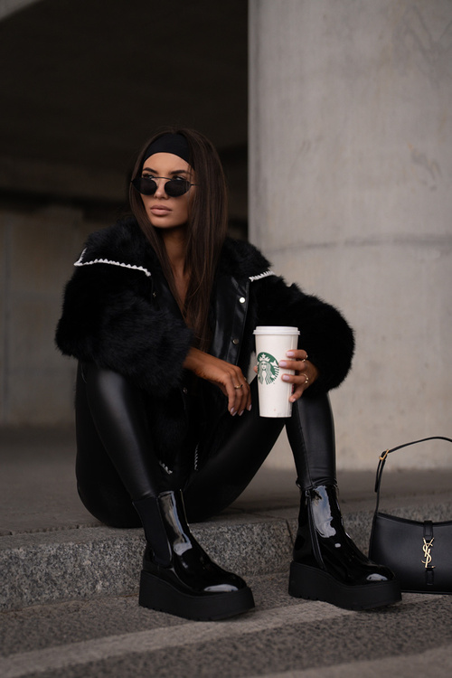 Lakierowane Botki Damskie Na Platformie I Koturnie Ocieplane Czarne Wloedia