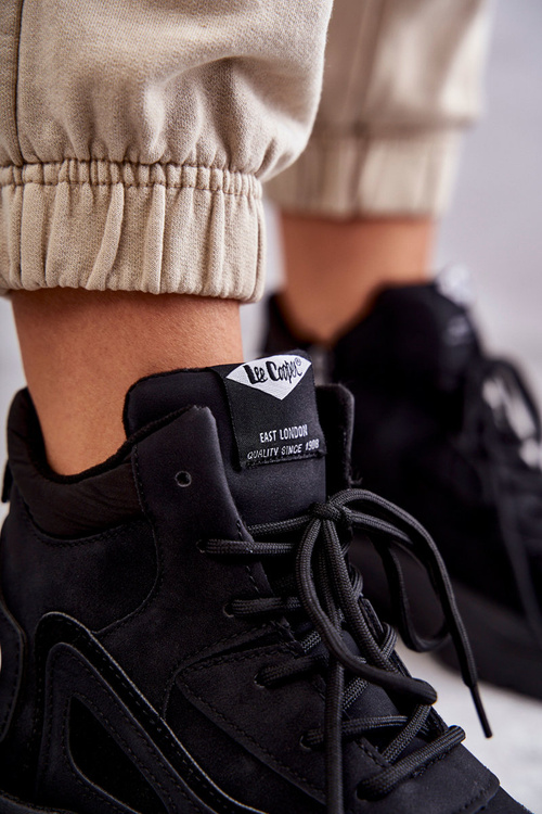 Trapery na platformie Lee Cooper LCJ-22-44-1353L Czarne