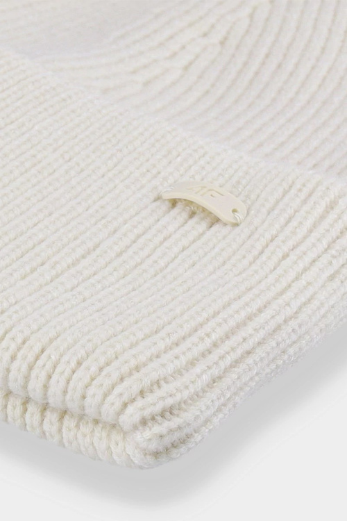 Czapka Zimowa 4F Z Dodatkiem Materiałów Z Recyklingu 4FAW23ACAPF288-83S Beżowa