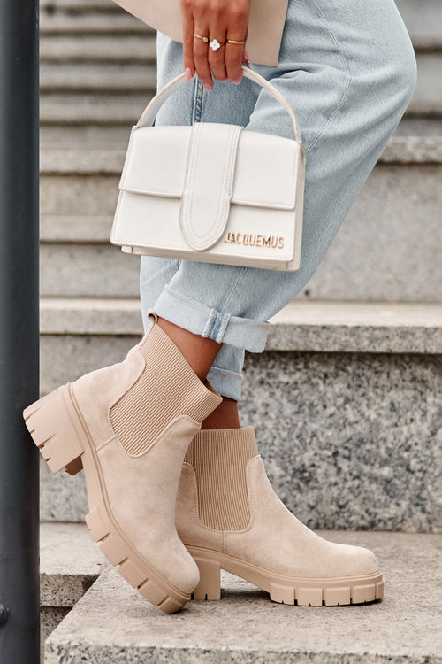 Zamszowe Botki Z Elastyczną Wstawką Beżowe Anyfer