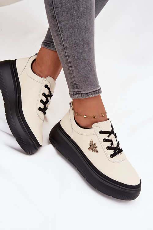 Skórzane Półbuty Damskie Na Platformie Z Przypinką Vinceza 41495 Beżowe