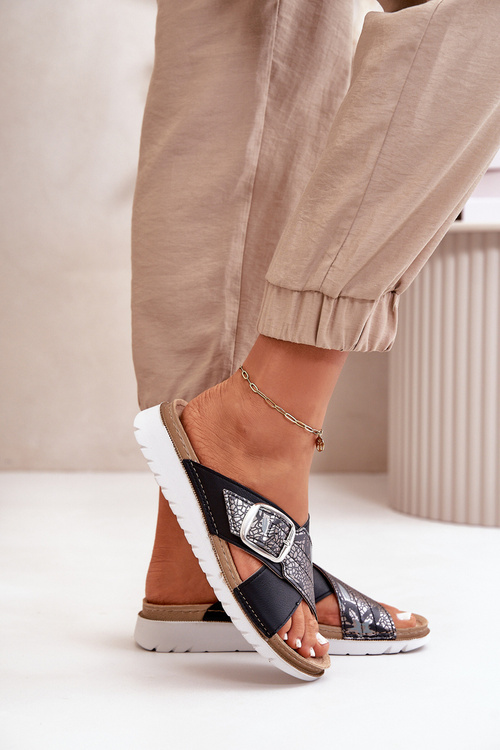 Wygodne Klapki Damskie Z Klamrą Inblu CN000032 Czarne