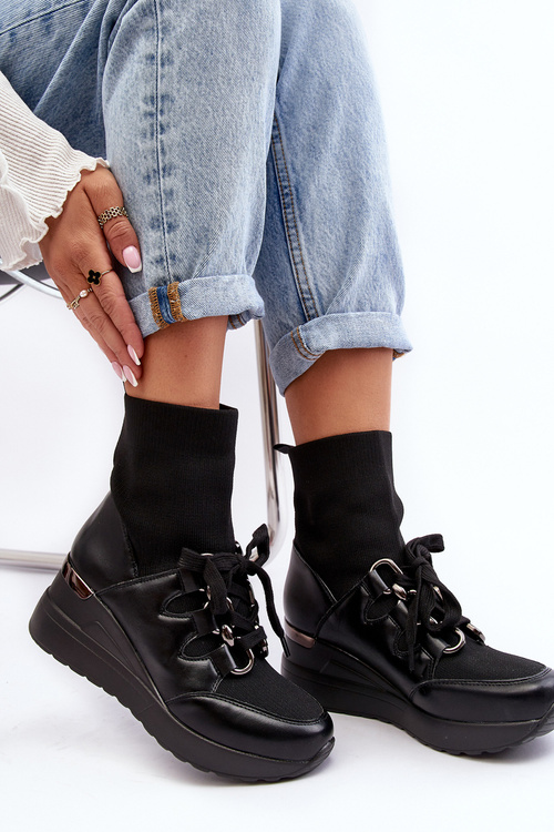 Damskie Botki Na Koturnie Ze Skarpetą Czarne Helladina