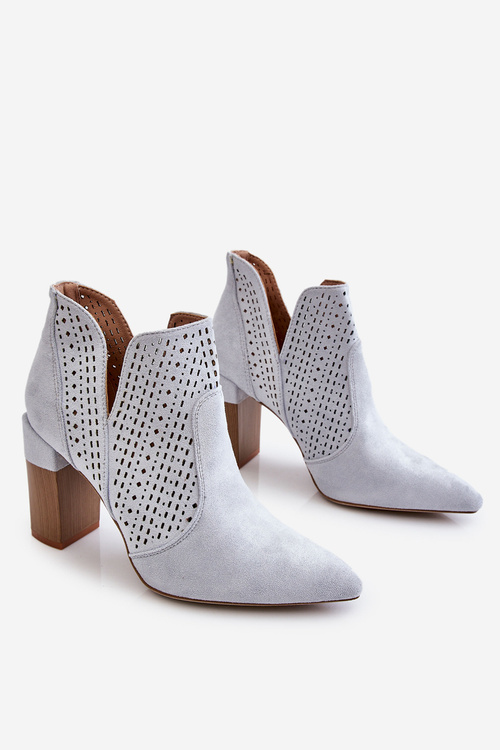 Modne Zamszowe Ażurowe Botki Na Obcasie Szare Genevi