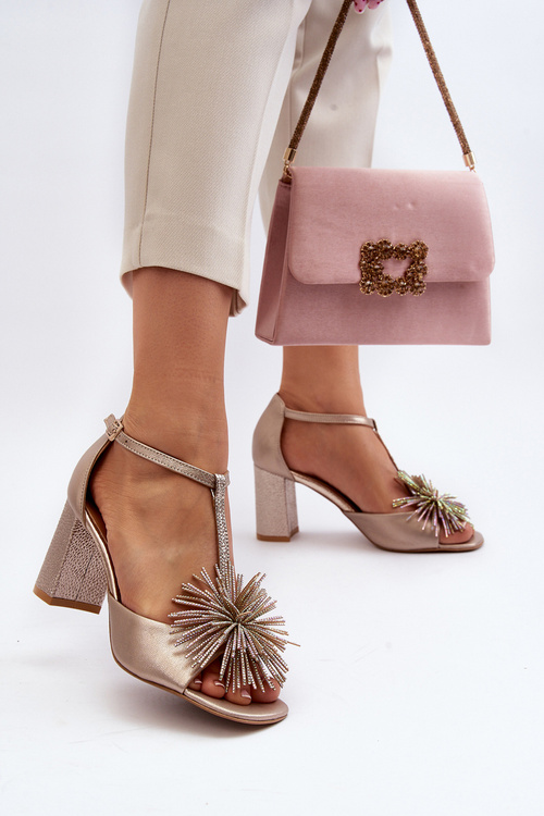 Sandały Skórzane Na Słupku Z Ozdobą Laura Messi 2758 Złote