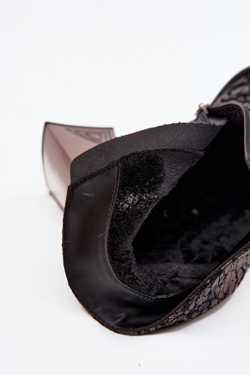 Skórzane Botki Damskie Na Słupku D&A CR52-679 Czarne