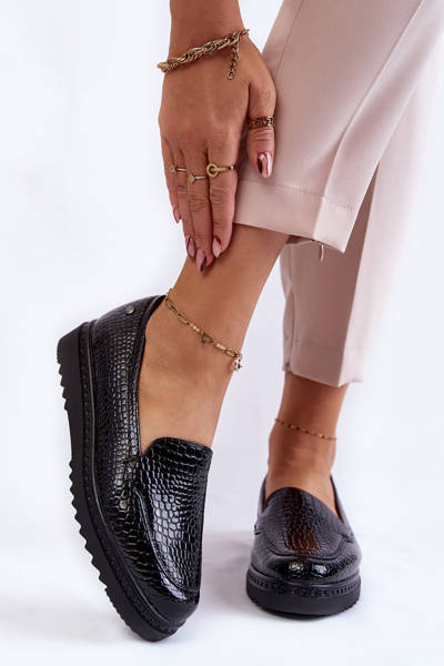 Lakierowane Mokasyny Krokodyli Wzór Na Platformie Czarne Diane