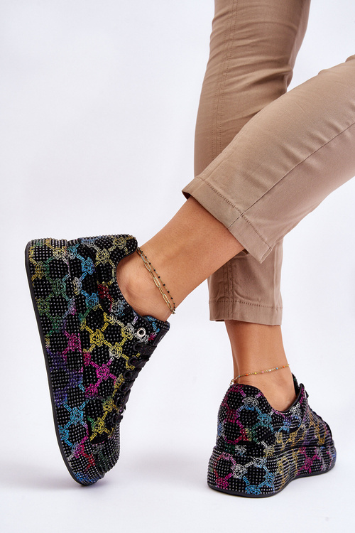 Damskie Buty Sportowe Z Dżetami GOE LL2N4010 Czarne