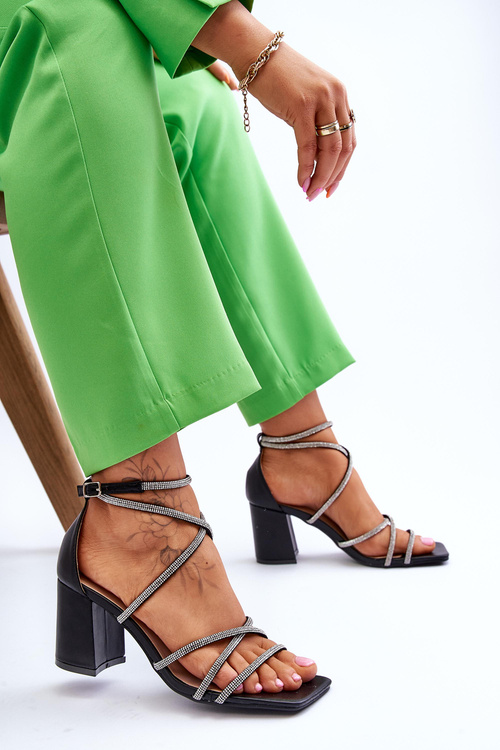 Skórzane Damskie Sandały Z Cyrkoniami Na Obcasie Czarne Liviano