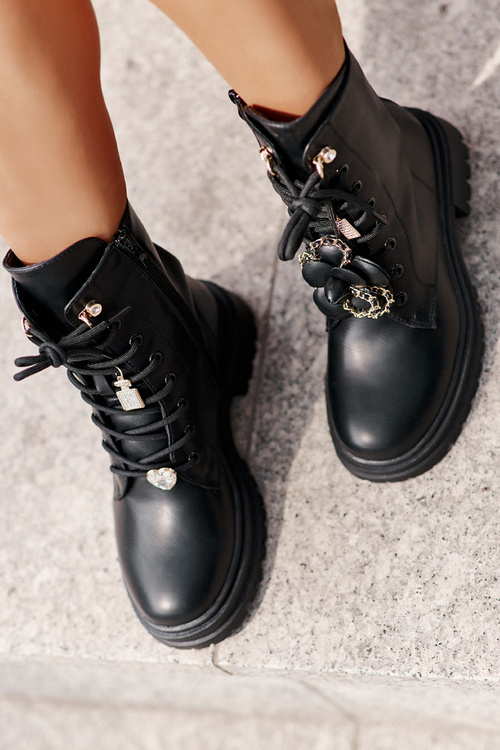 Eko Skórzane Botki Workery Damskie Z Przypinkami Czarne Rianael