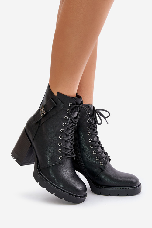 Ocieplane Botki Na Słupku Ze Złotym Detalem Czarne Ivarisse