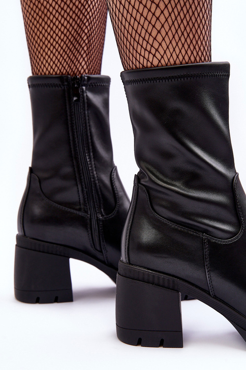 Skórzane Botki Damskie Na Masywnym Obcasie Czarne Fllavie