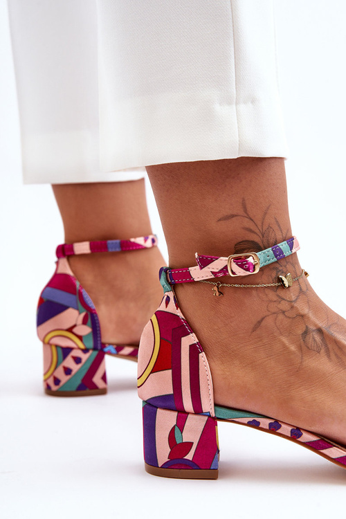 Satynowe Sandałki Na Obcasie We Wzory Czerwony Mix Inspire Me!