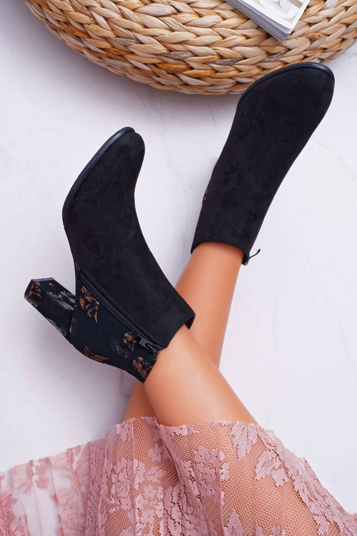 Botki Damskie Na Słupku Sergio Leone W Złote Kwiaty Folk Czarne Eros2